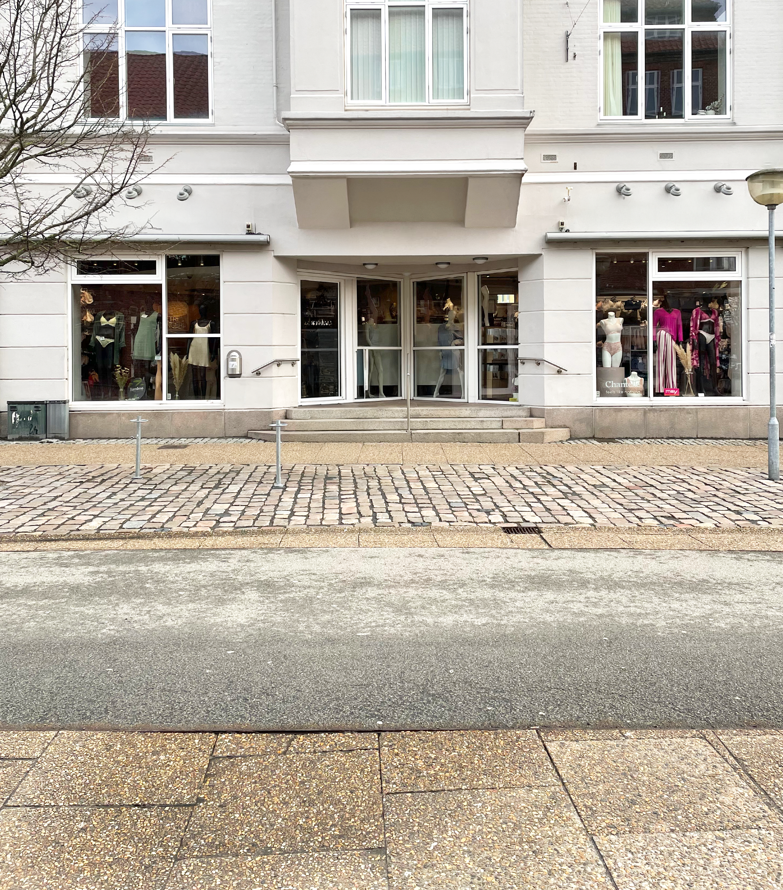 110-7-902 22 facade u. logo-kopi