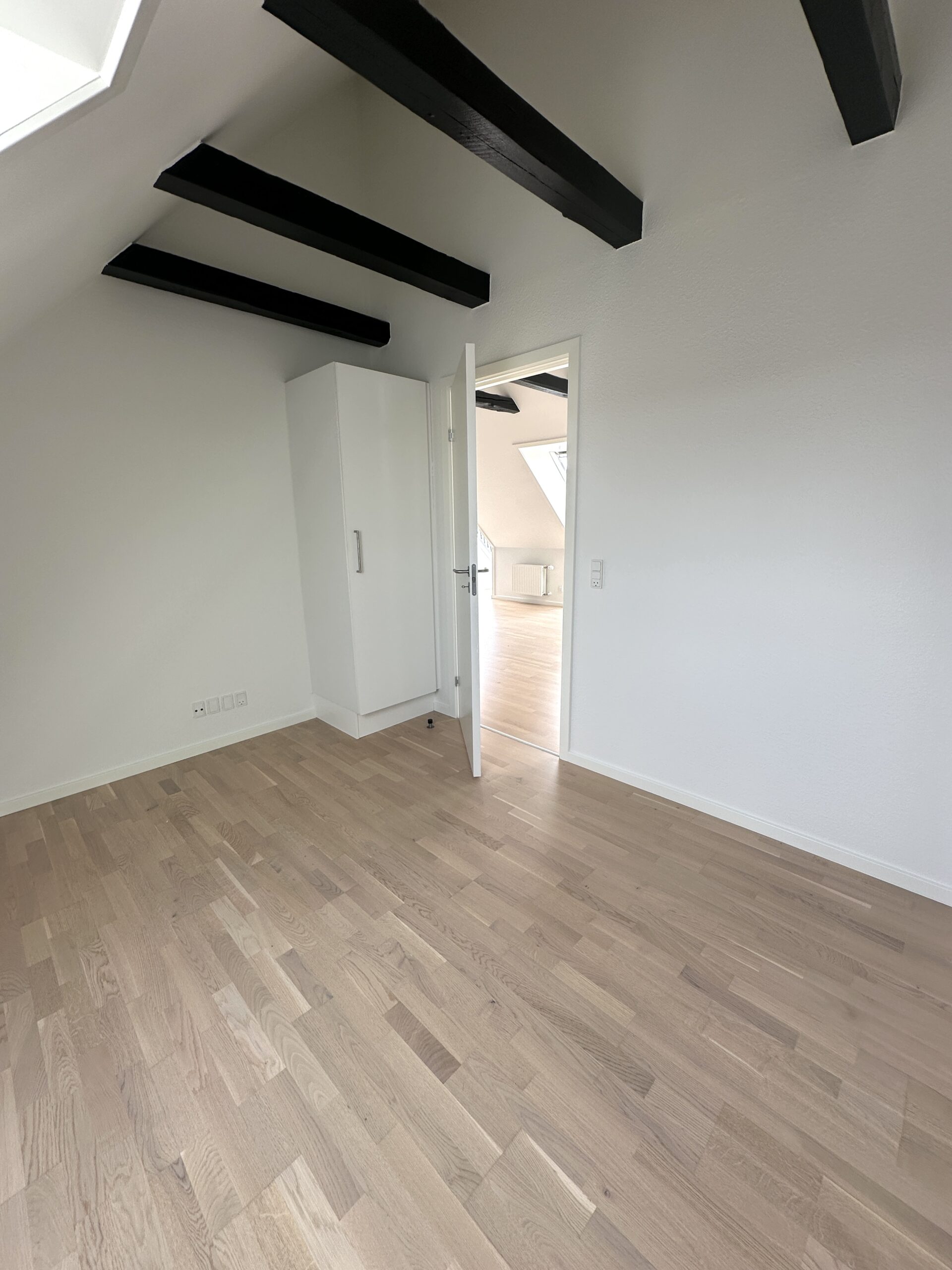 20250926_085623765_iOS