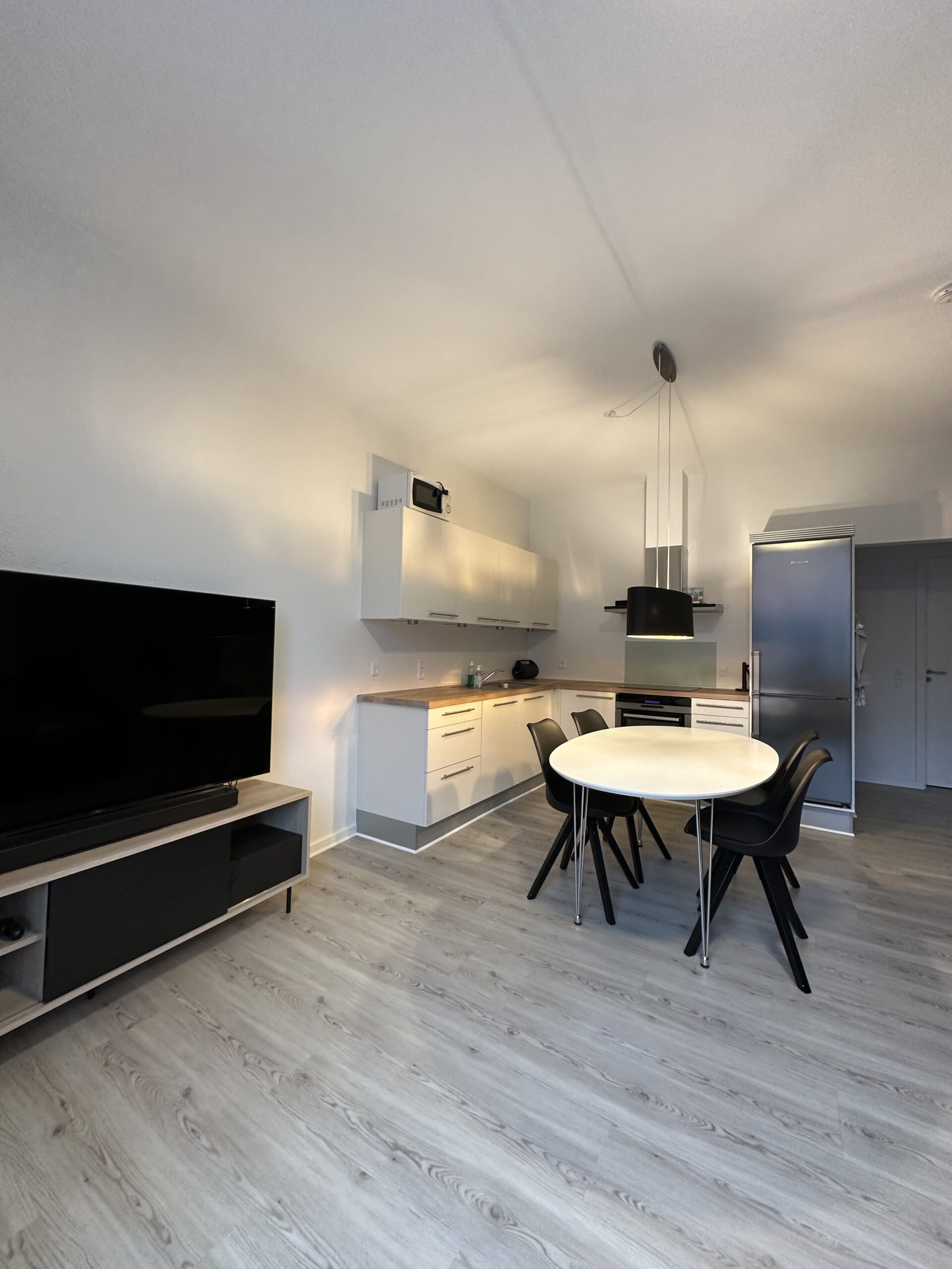 20241105_093417376_iOS