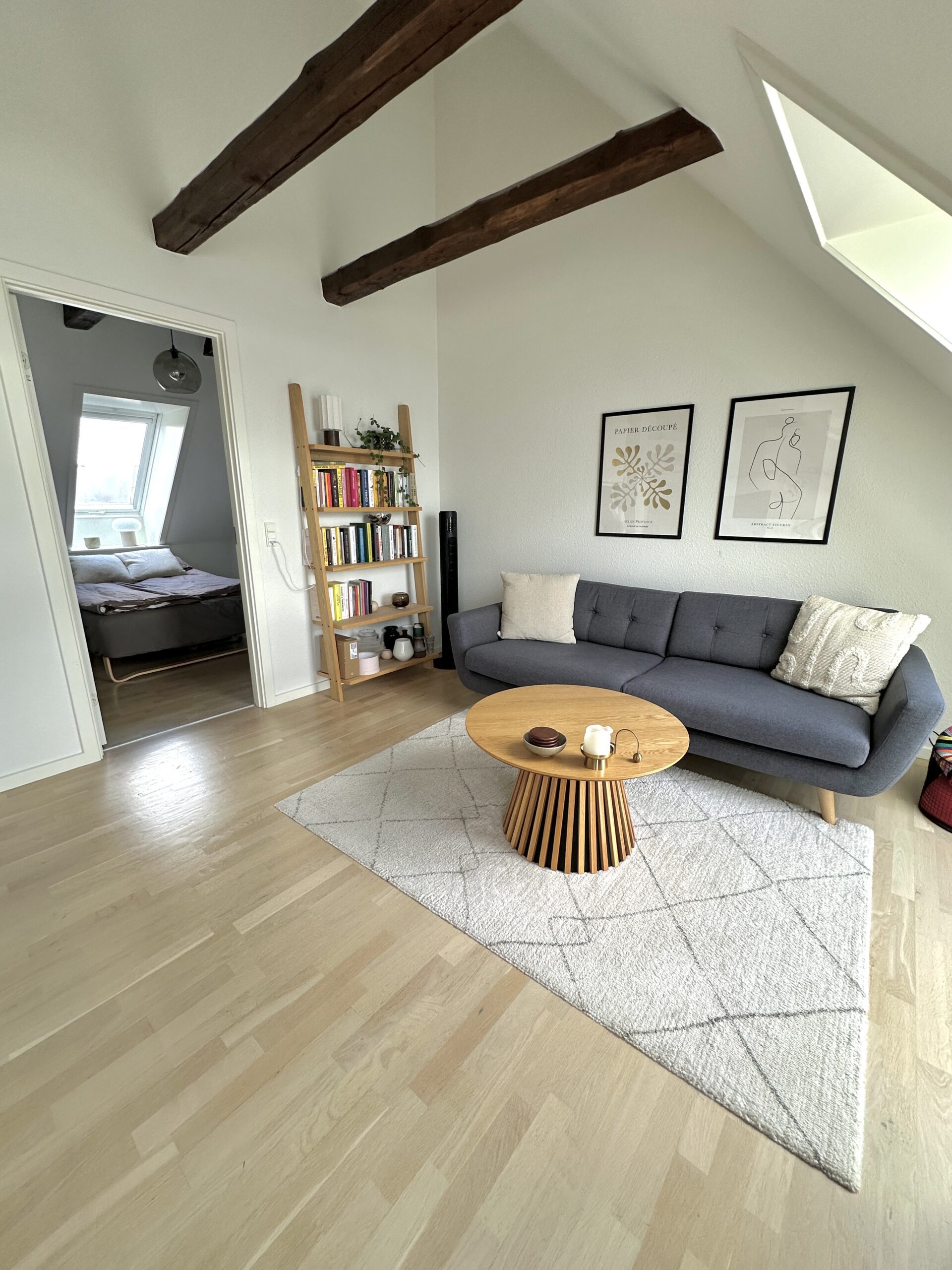 20251030_121125427_iOS