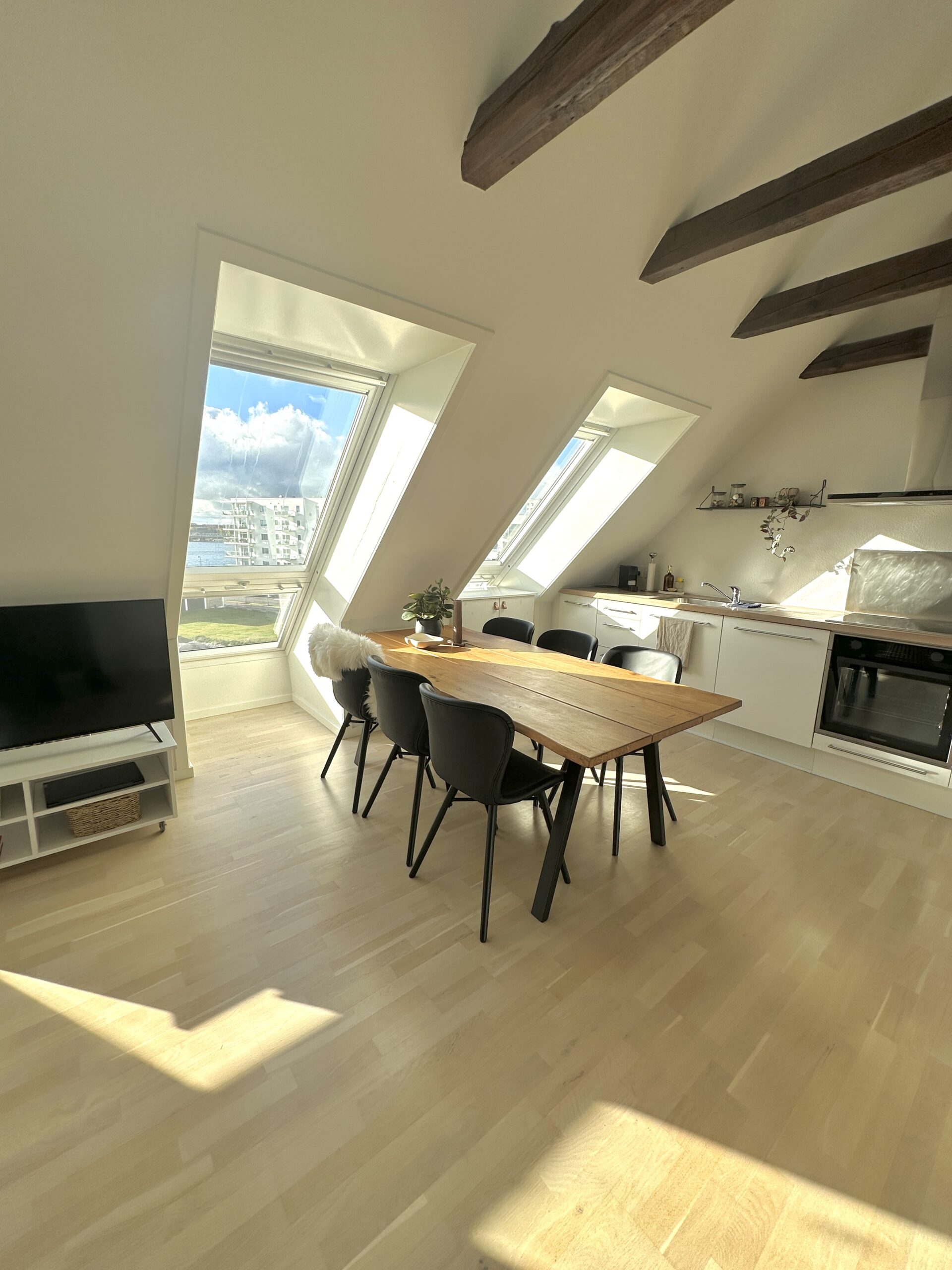 20251030_122208365_iOS