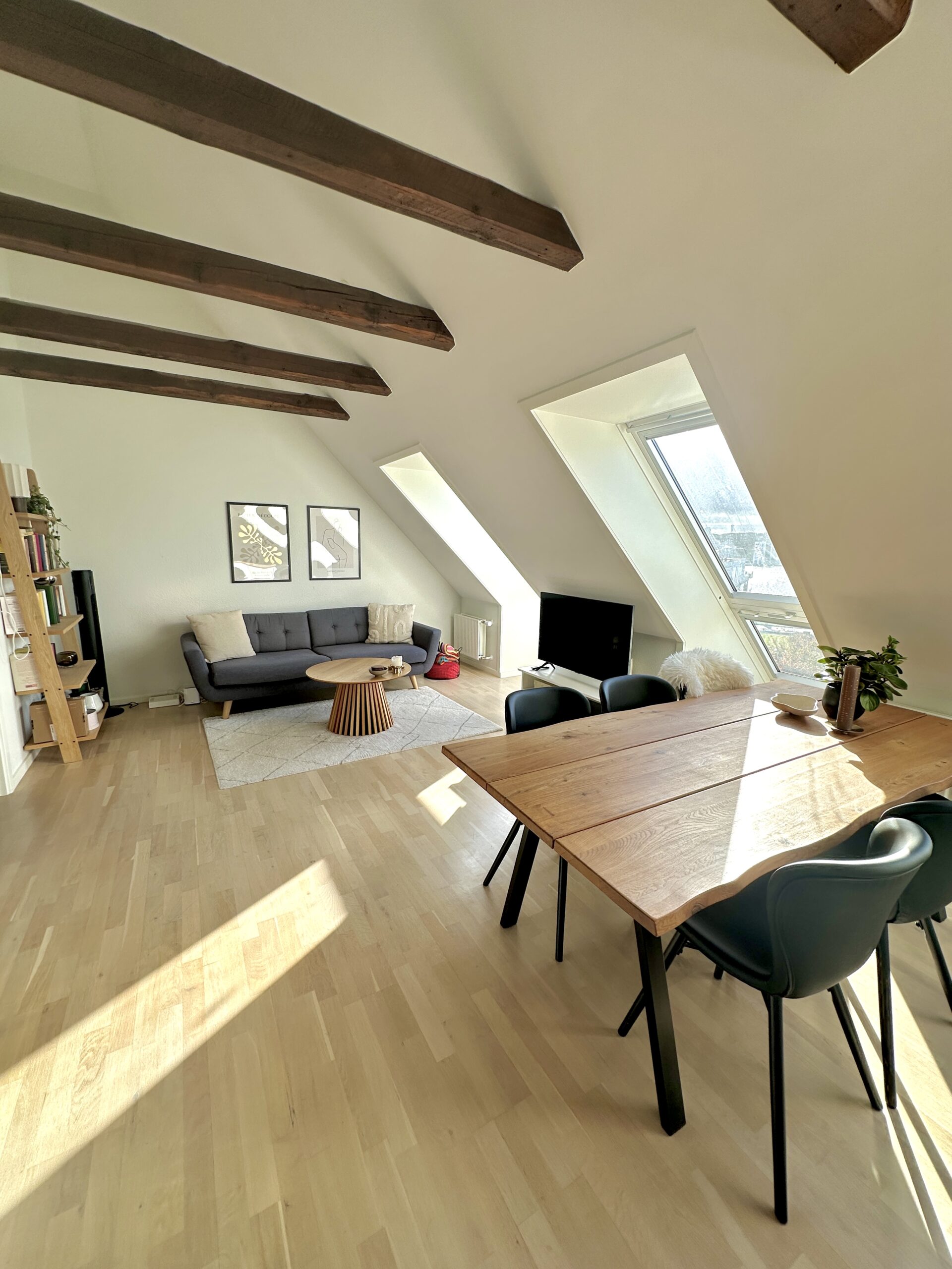 20251030_122216451_iOS