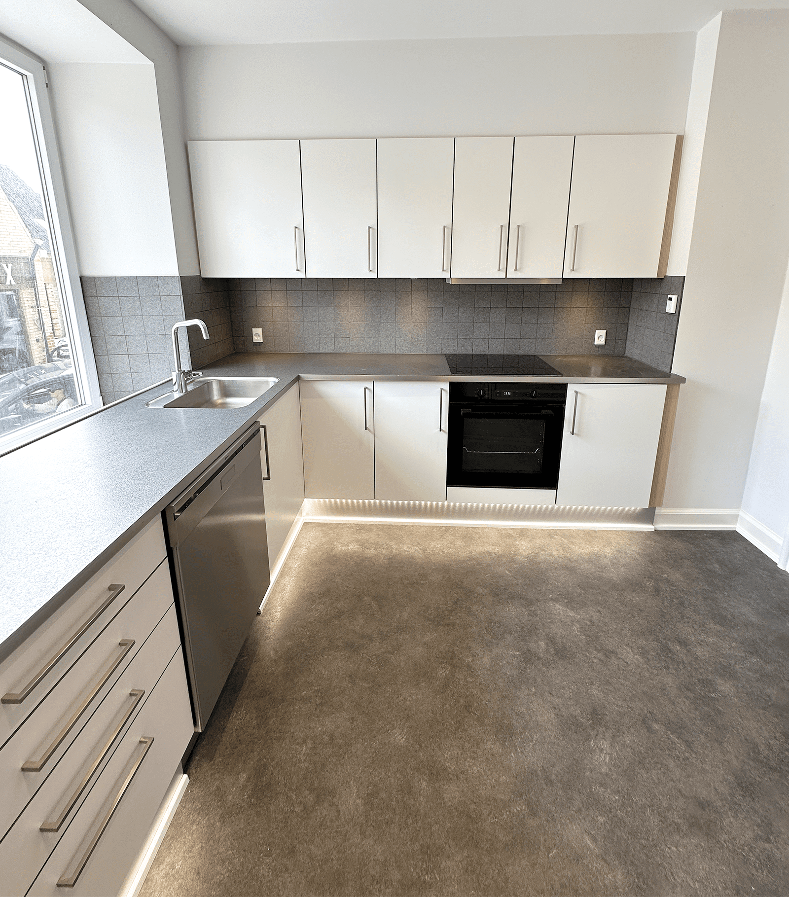 110-43-2 k&oslash;kkennn