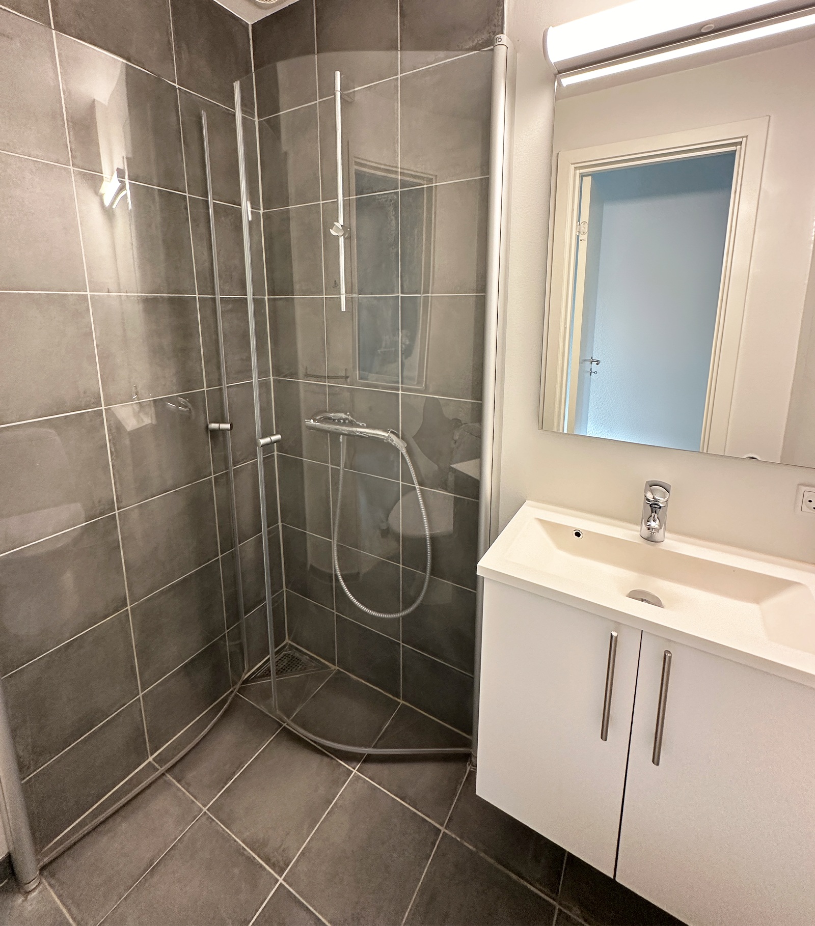 110-12-7 wc